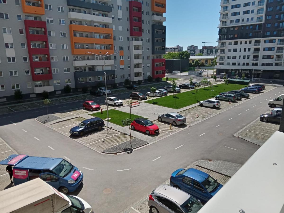 Apartament Gabriella'S Home Oradea Zewnętrze zdjęcie